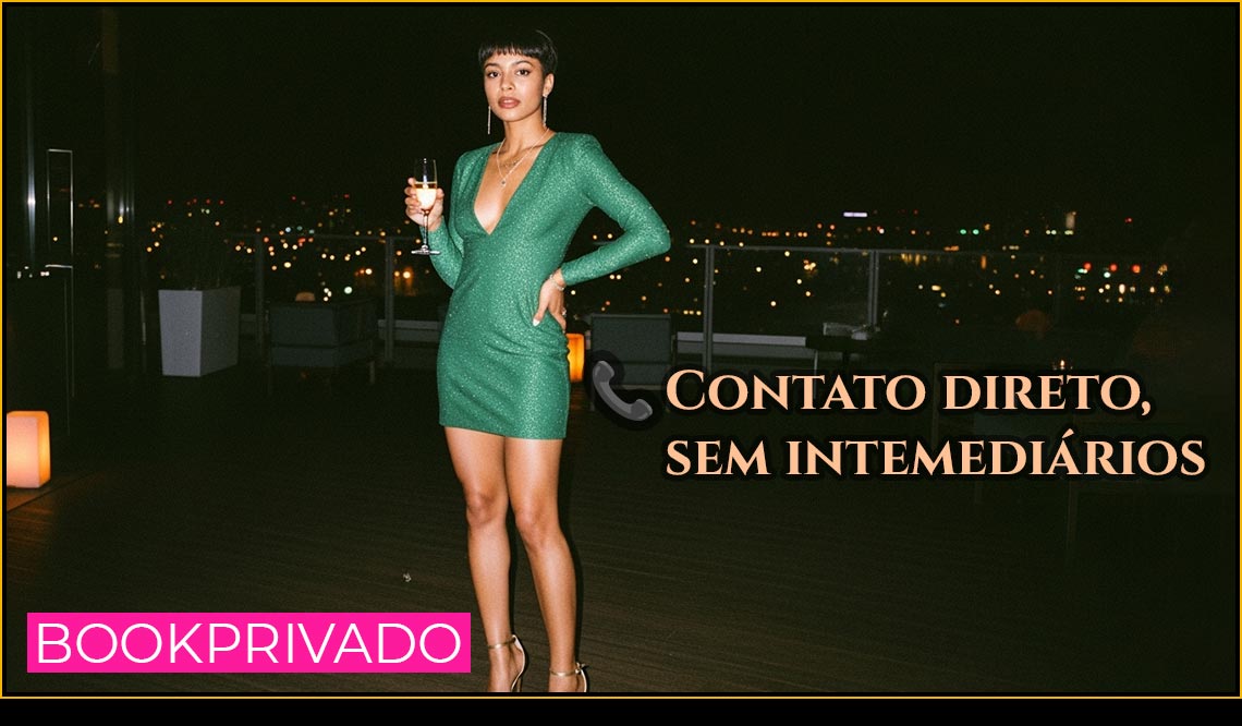 Modelo elegante em vestido verde de luxo em rooftop noturno, estilo modelo book rosa, destaque no Bookprivado