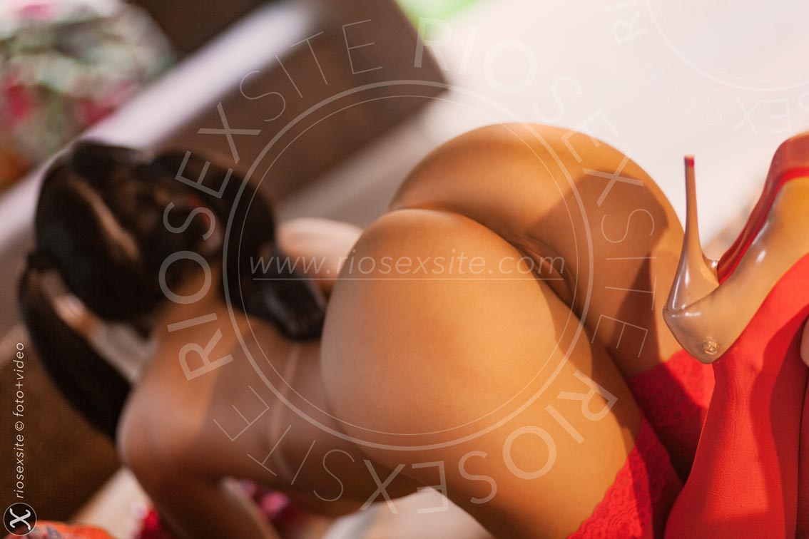 19ª foto da Anitta Maia