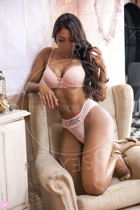 7ª foto da Elena Lins