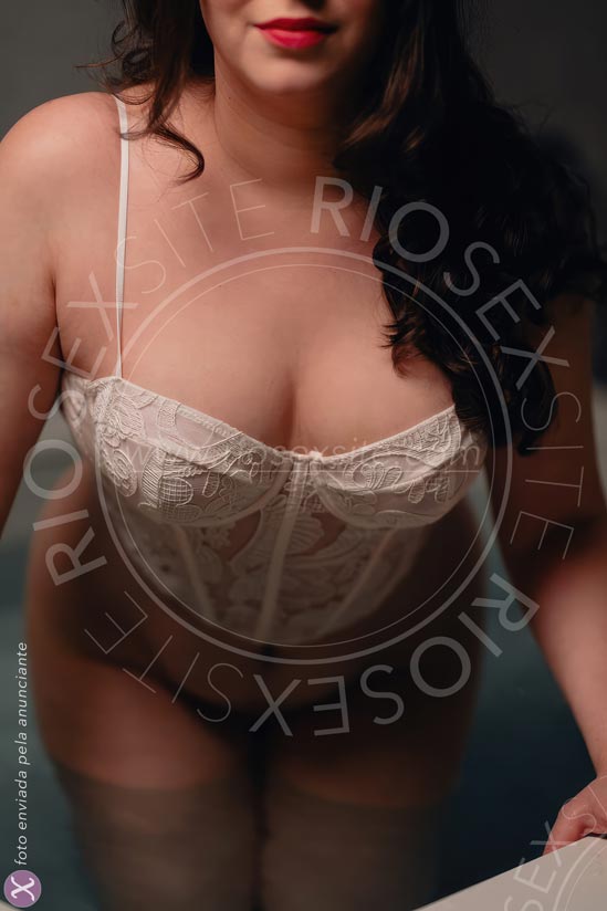 4ª foto da Elena Blume