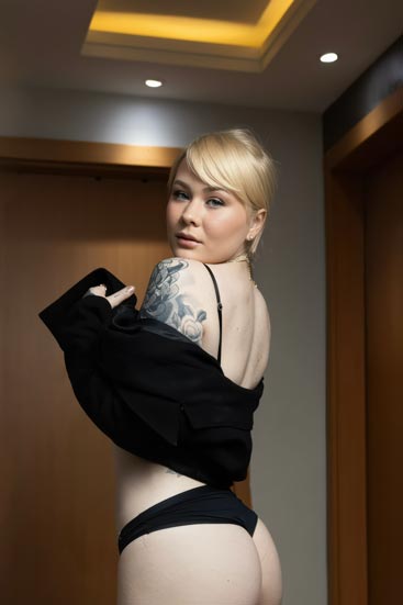 Acompanhante Loira estilo atriz de cinema EM COPACABANA