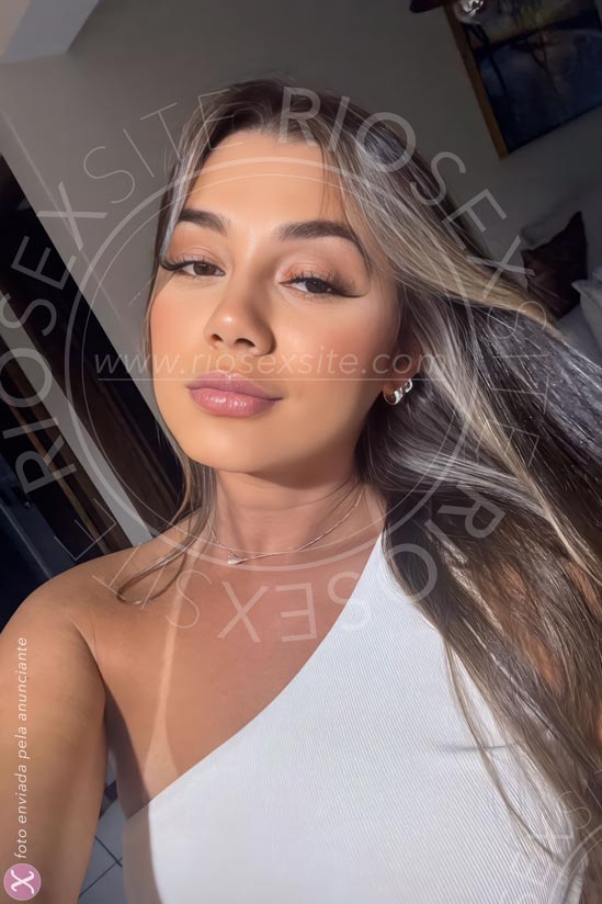 5 - photo of Gabi