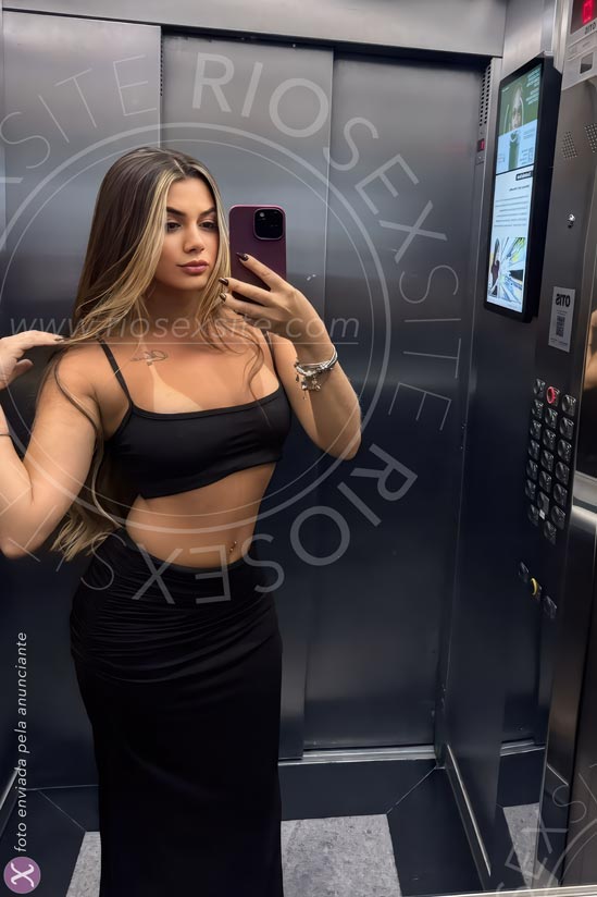 8 - photo of Gabi