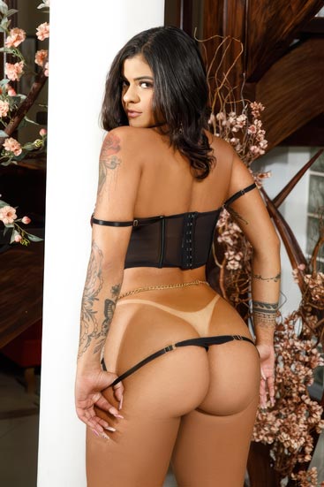 Acompanhantes RJ - Laura Mello