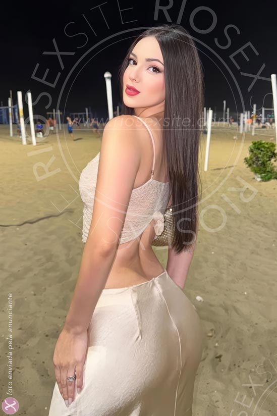 2 - photo of Clara Hills