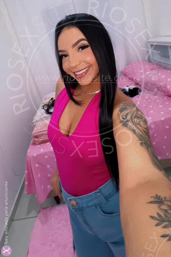 1 - photo of Isis Paulista