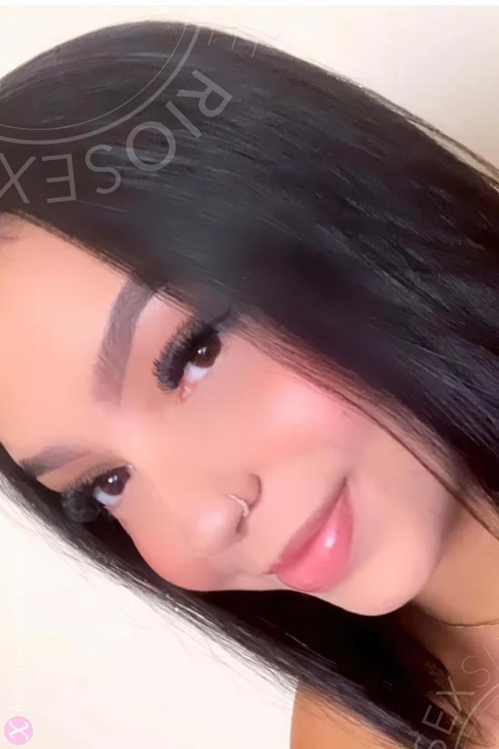 5 - photo of Isis Paulista