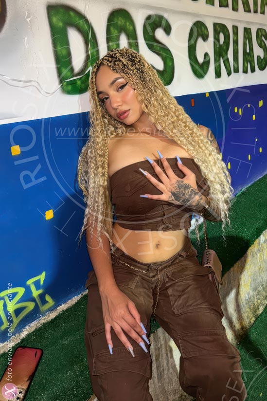 4 - photo of Jade Lopes