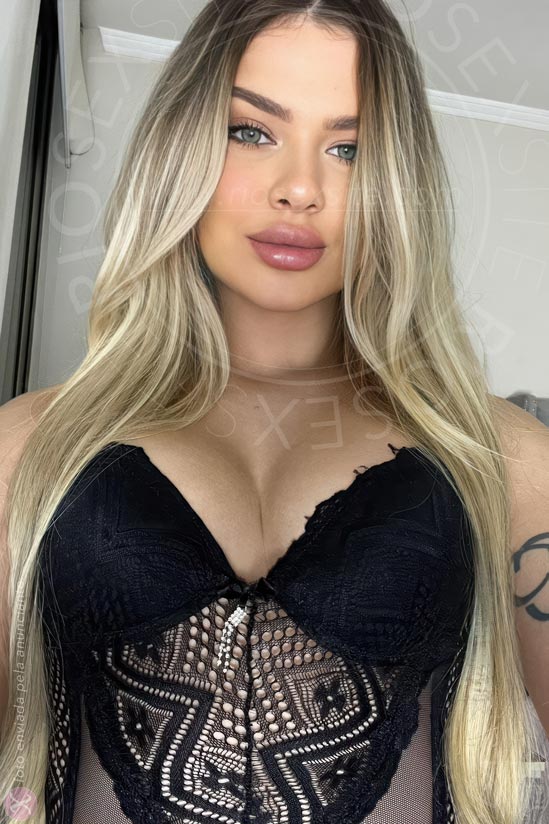 12ª foto da Laura Valença