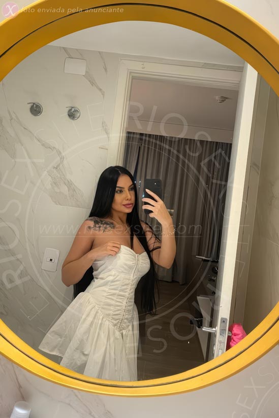 12ª foto da Yssis Benette