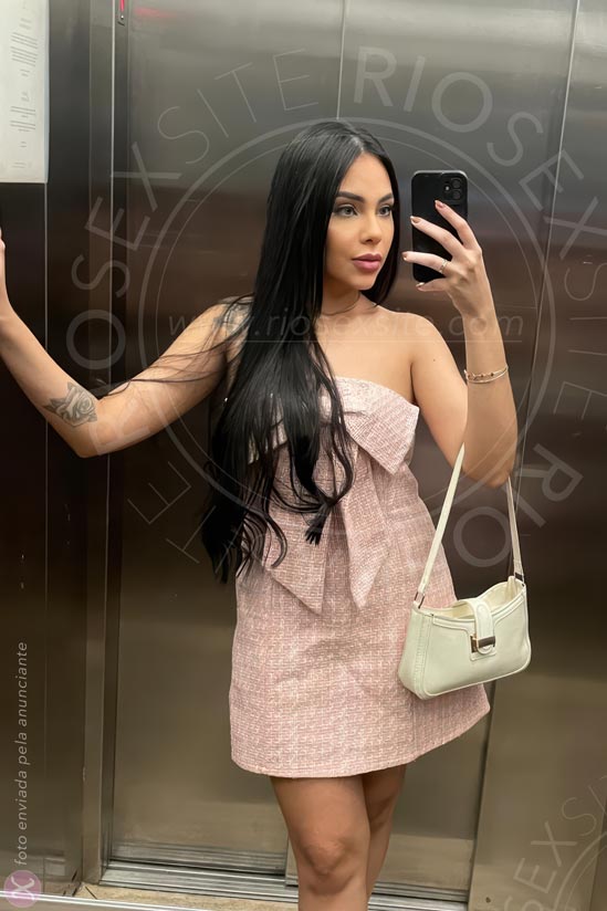 8ª foto da Yssis Benette