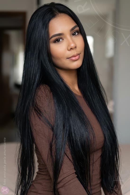 2 - photo of Bárbara Lopes