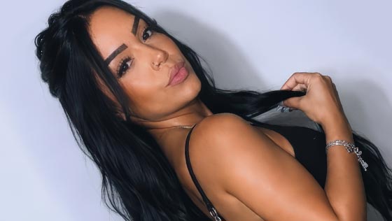 Acompanhante Baixinha Tatuada RJ