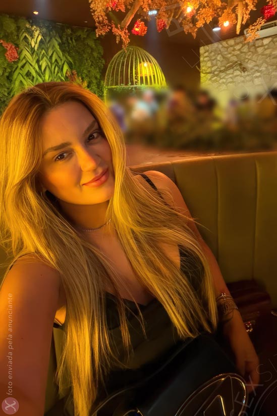 4ª foto da Nicoly Bellini