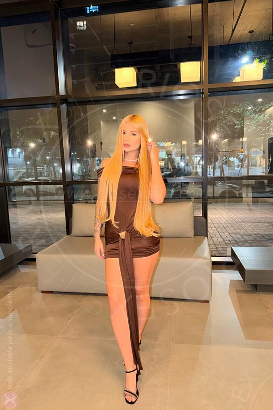 7ª foto da Lorena Vick