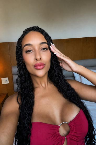 Acompanhante morena em copacabana