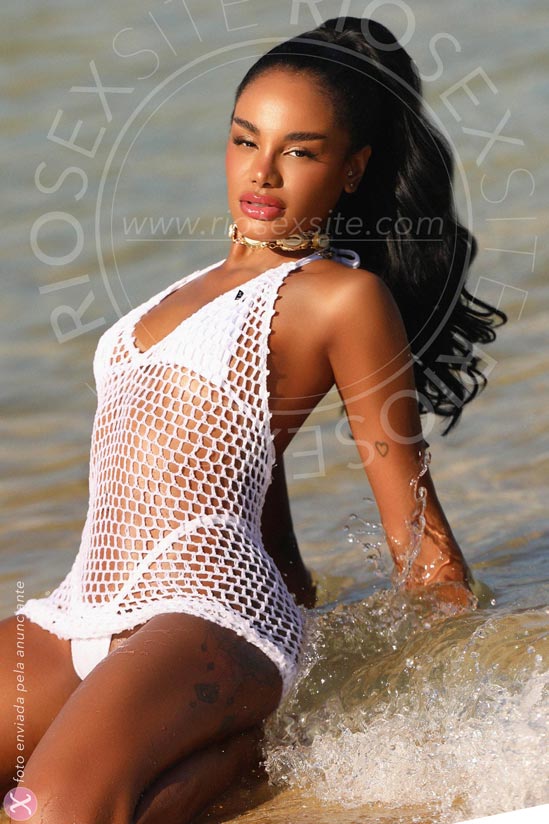 13 - photo of Indyara Dourado