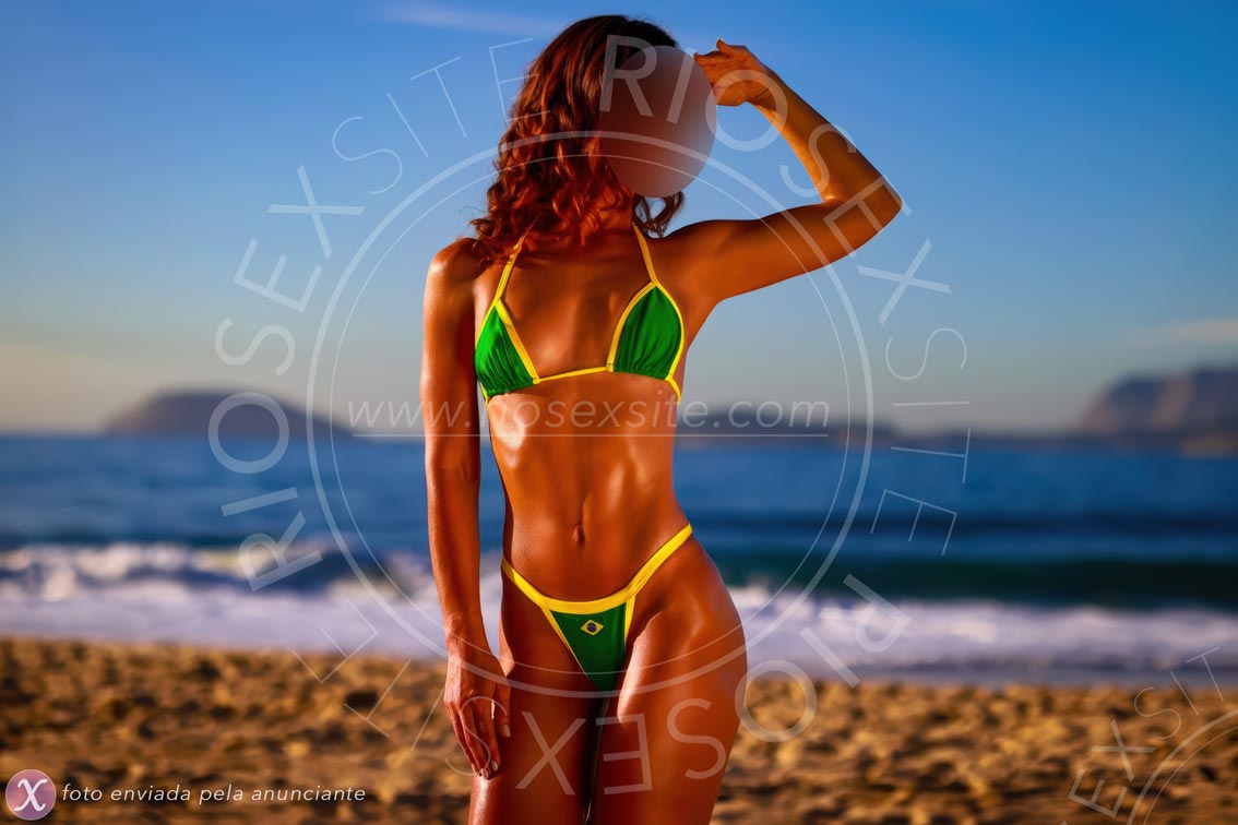 14 - photo of Nicole Mattos